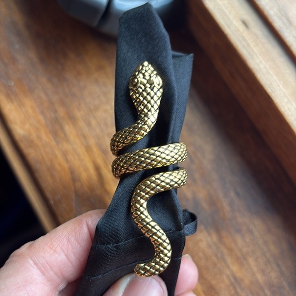 Unisex Gold Alloy Snake Ring - Boho Gothic Punk Love - Lunar New Year Sz 8 - Picture 11 of 13